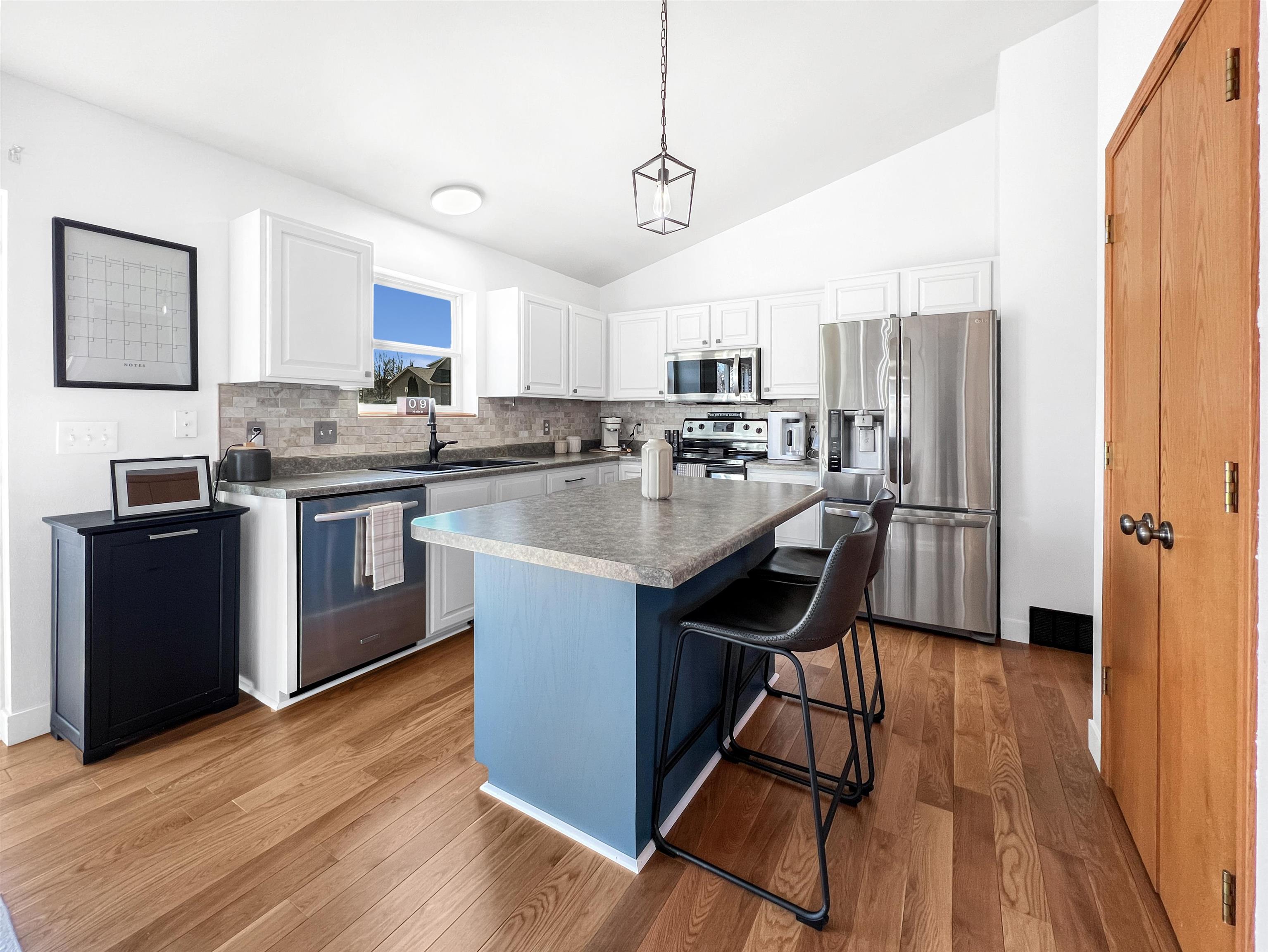 1125 Carriage Drive