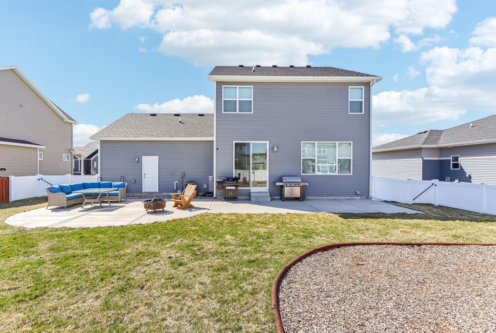 822 Tamarack Lane