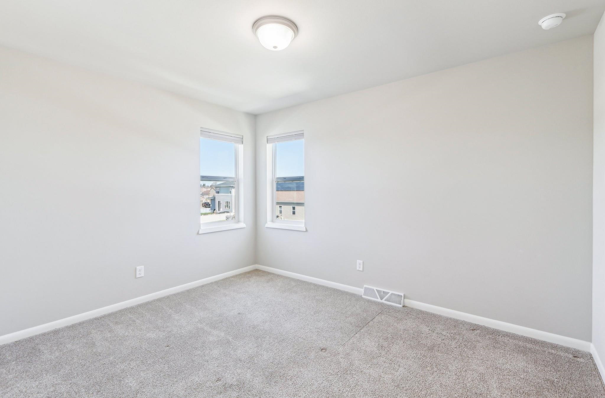 822 Tamarack Lane