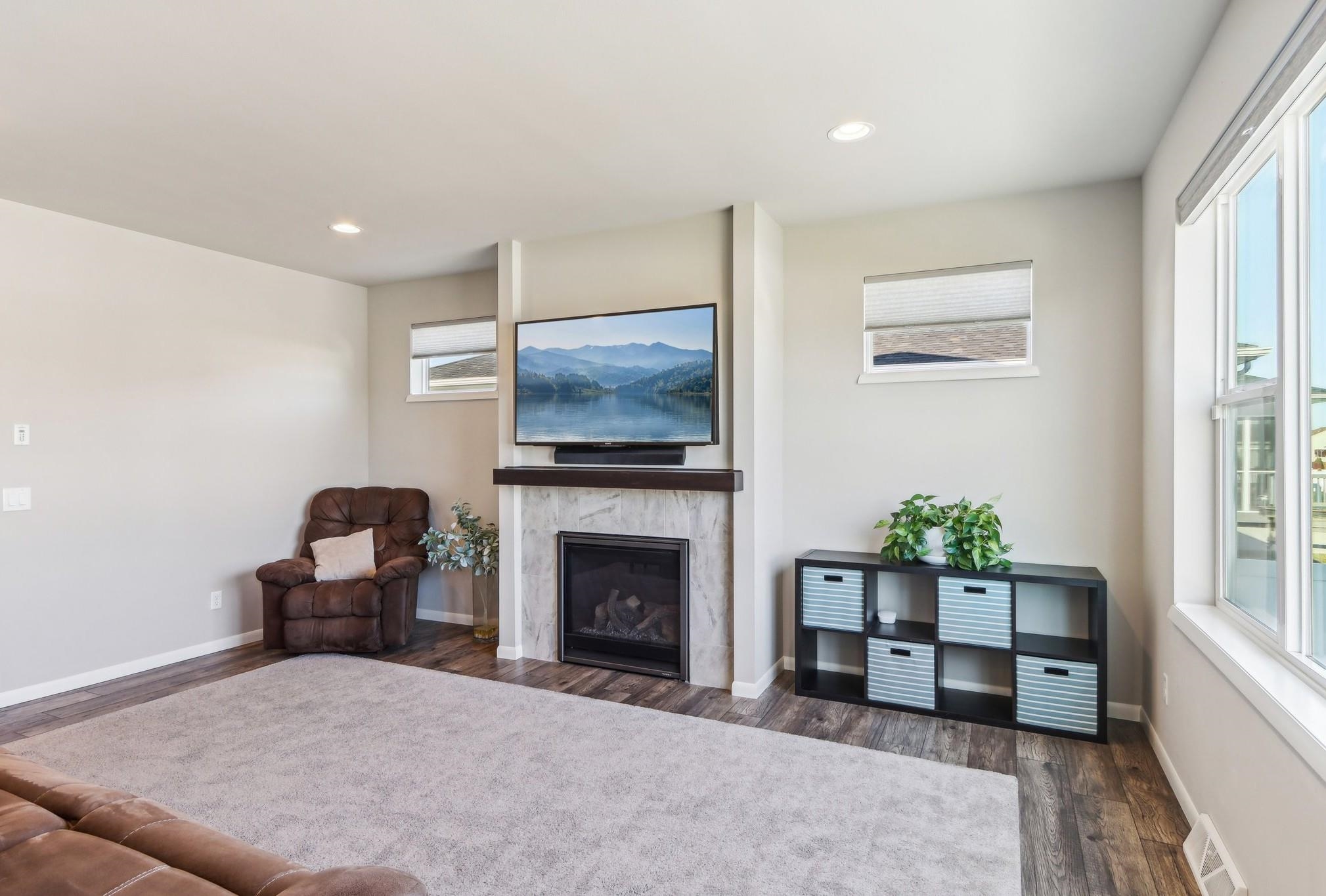 822 Tamarack Lane