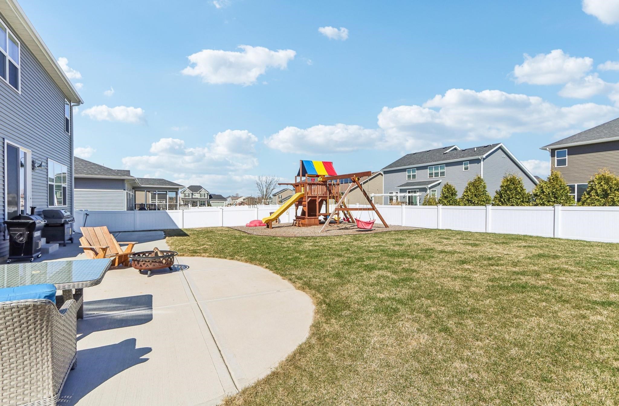 822 Tamarack Lane