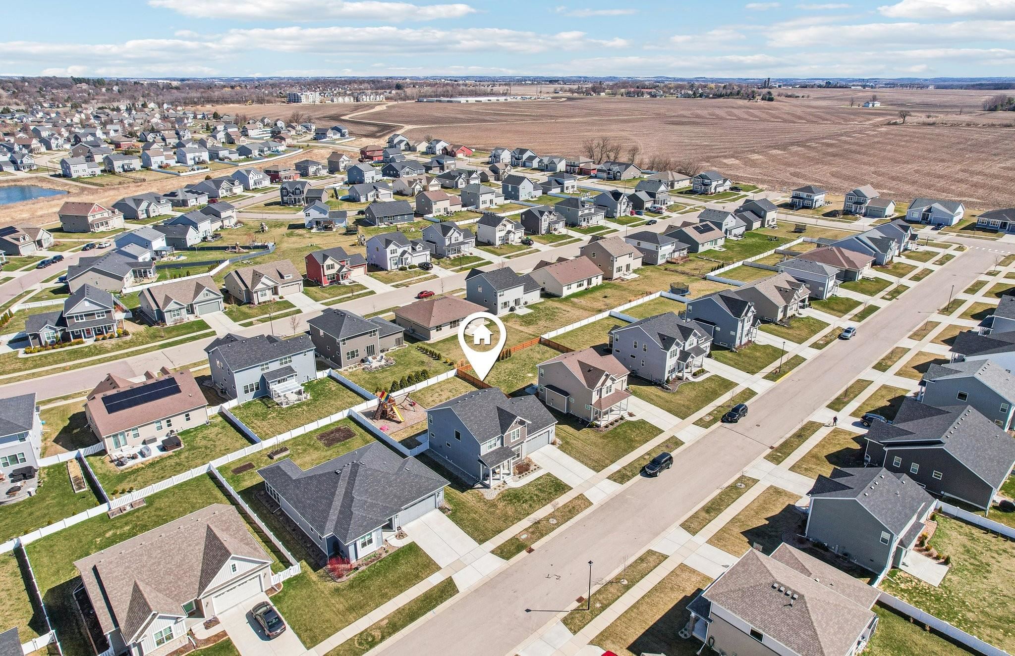 822 Tamarack Lane