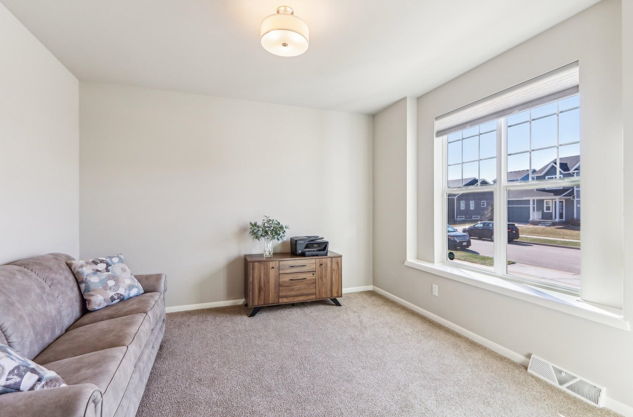 822 Tamarack Lane