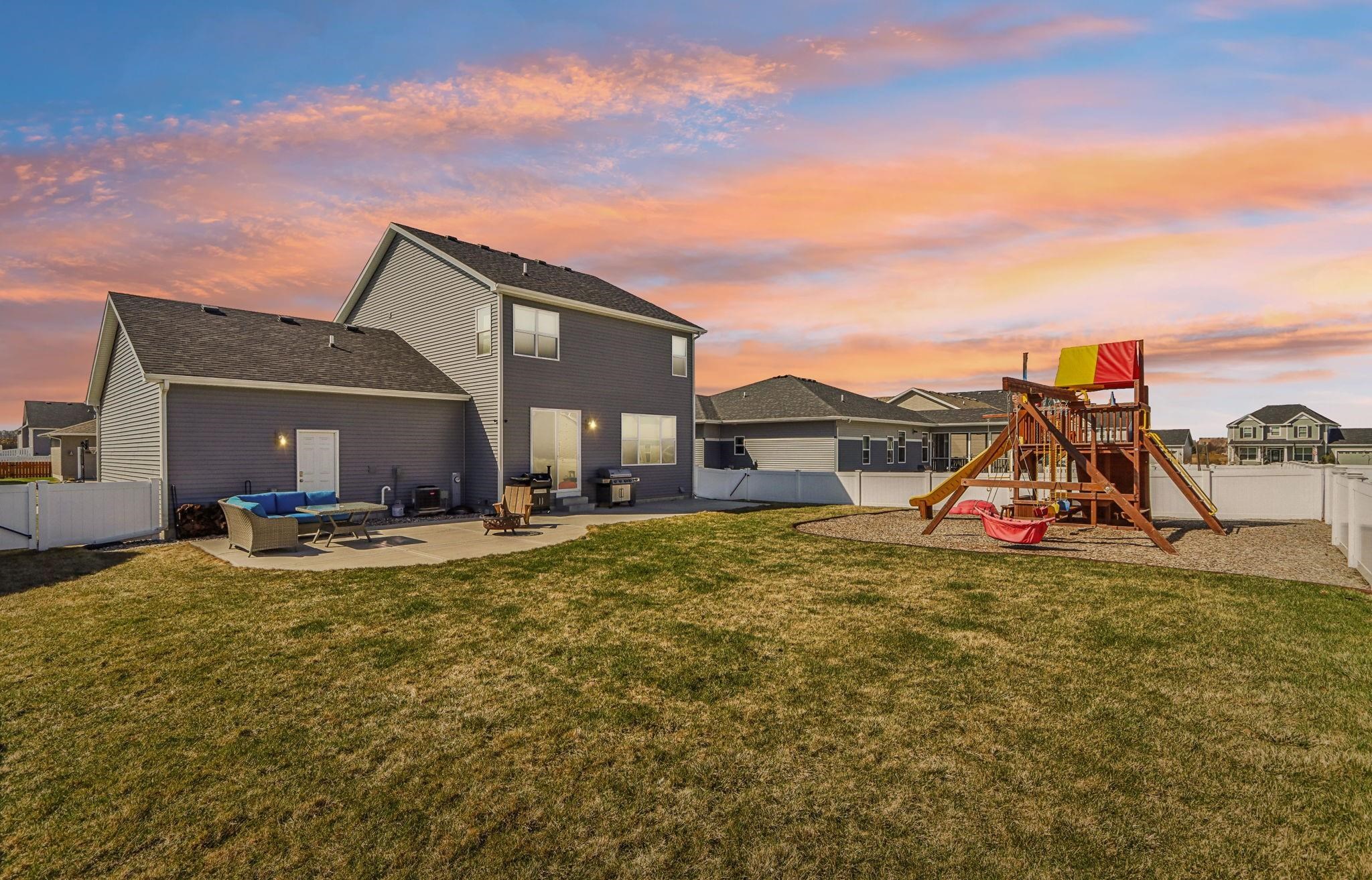 822 Tamarack Lane