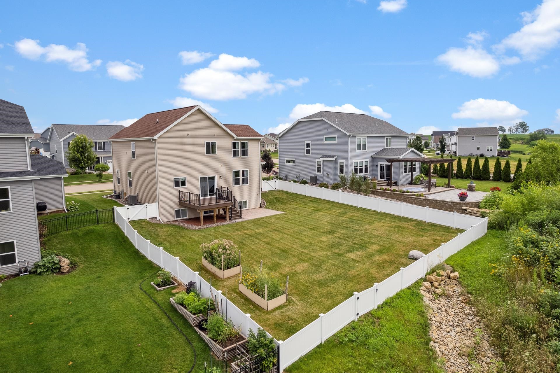 939 Lavender Way