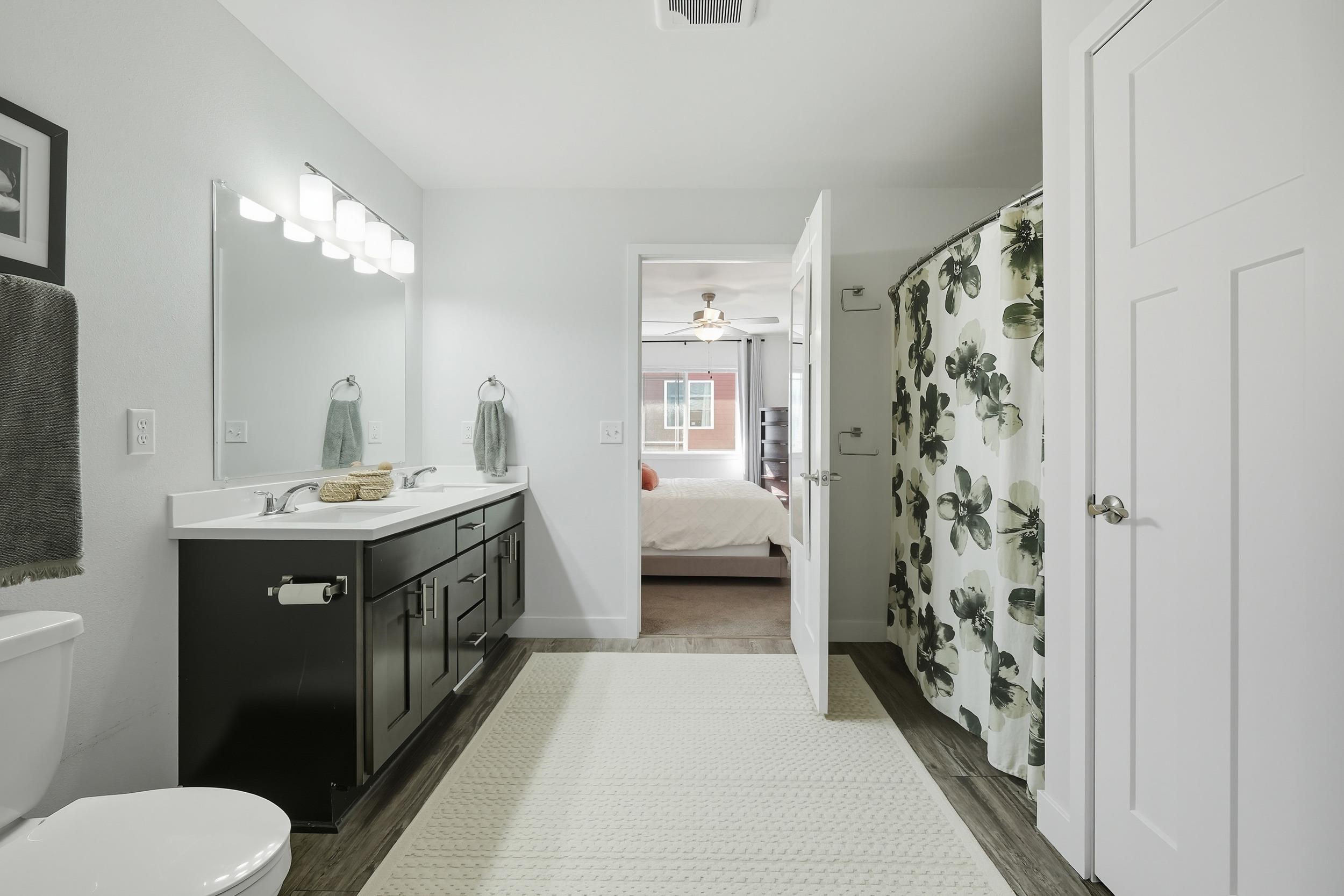 1703 N Windsor Avenue