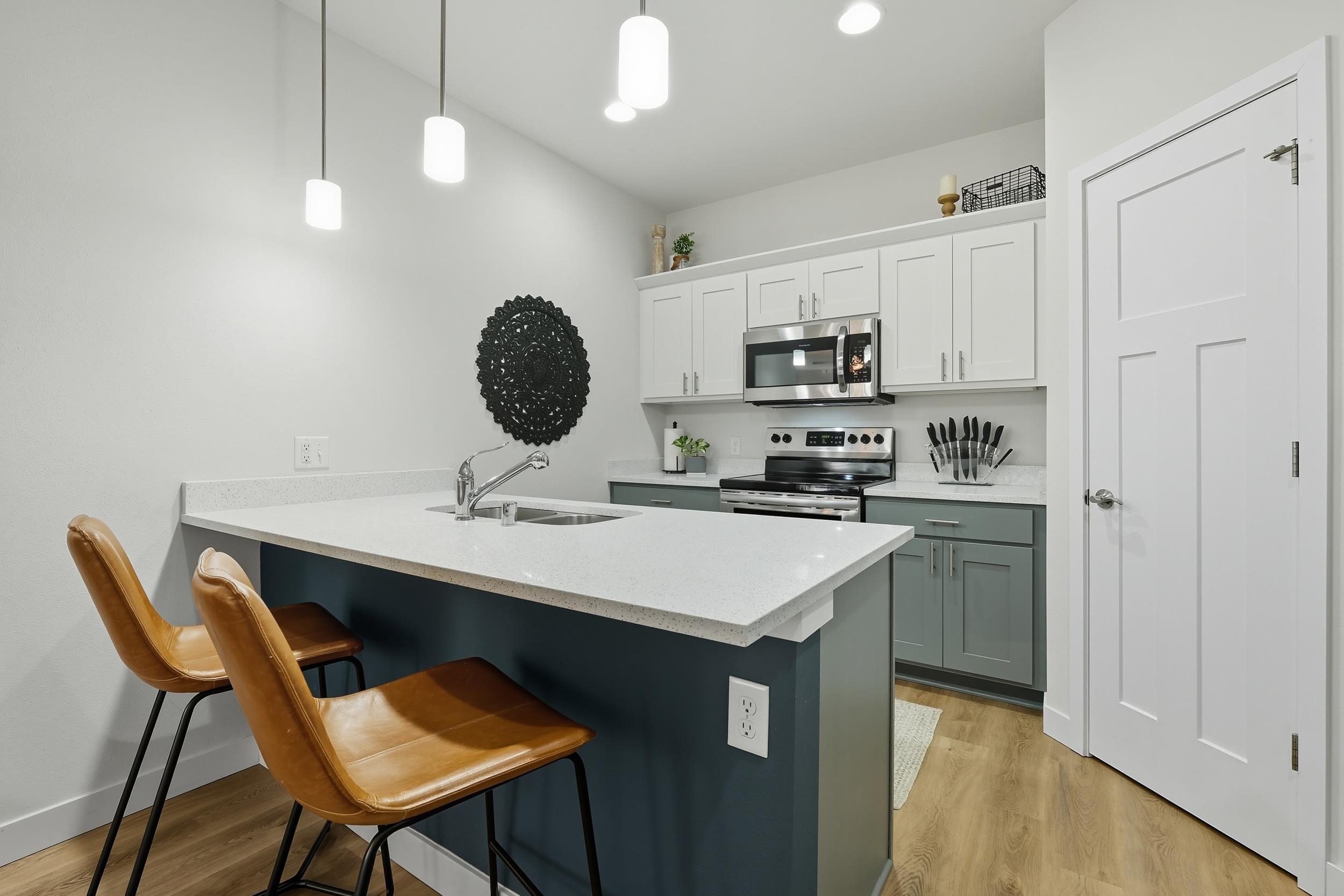 1703 N Windsor Avenue