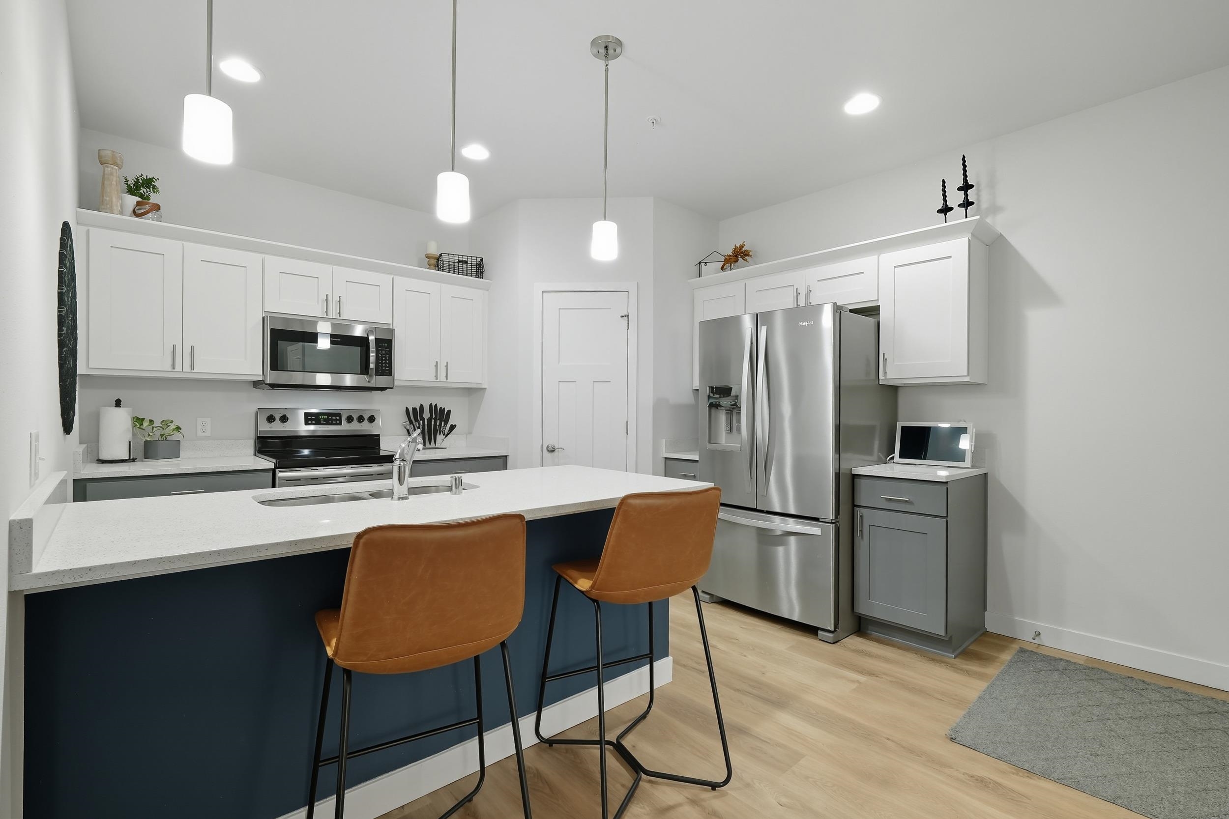 1703 N Windsor Avenue