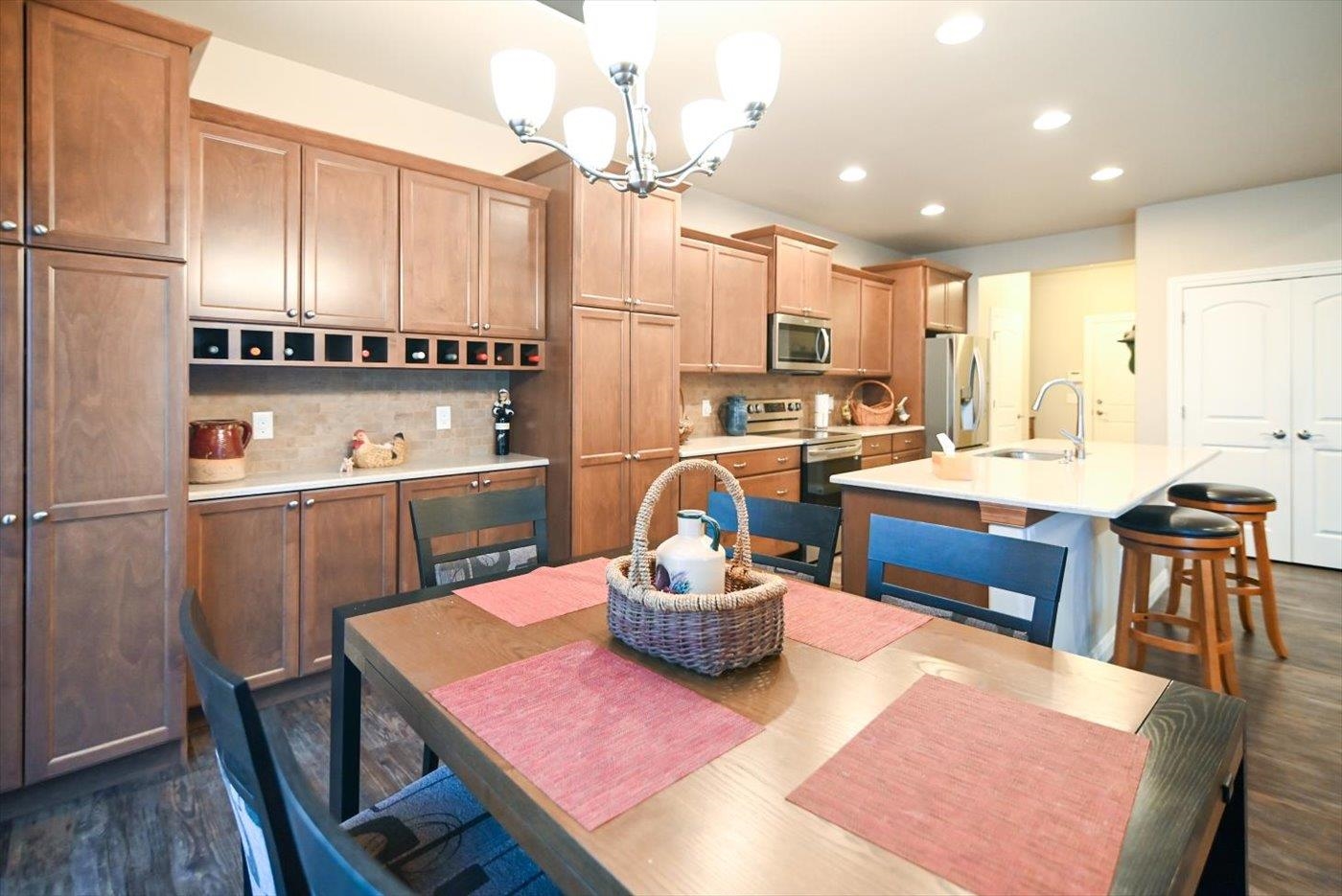 422 Bella Way