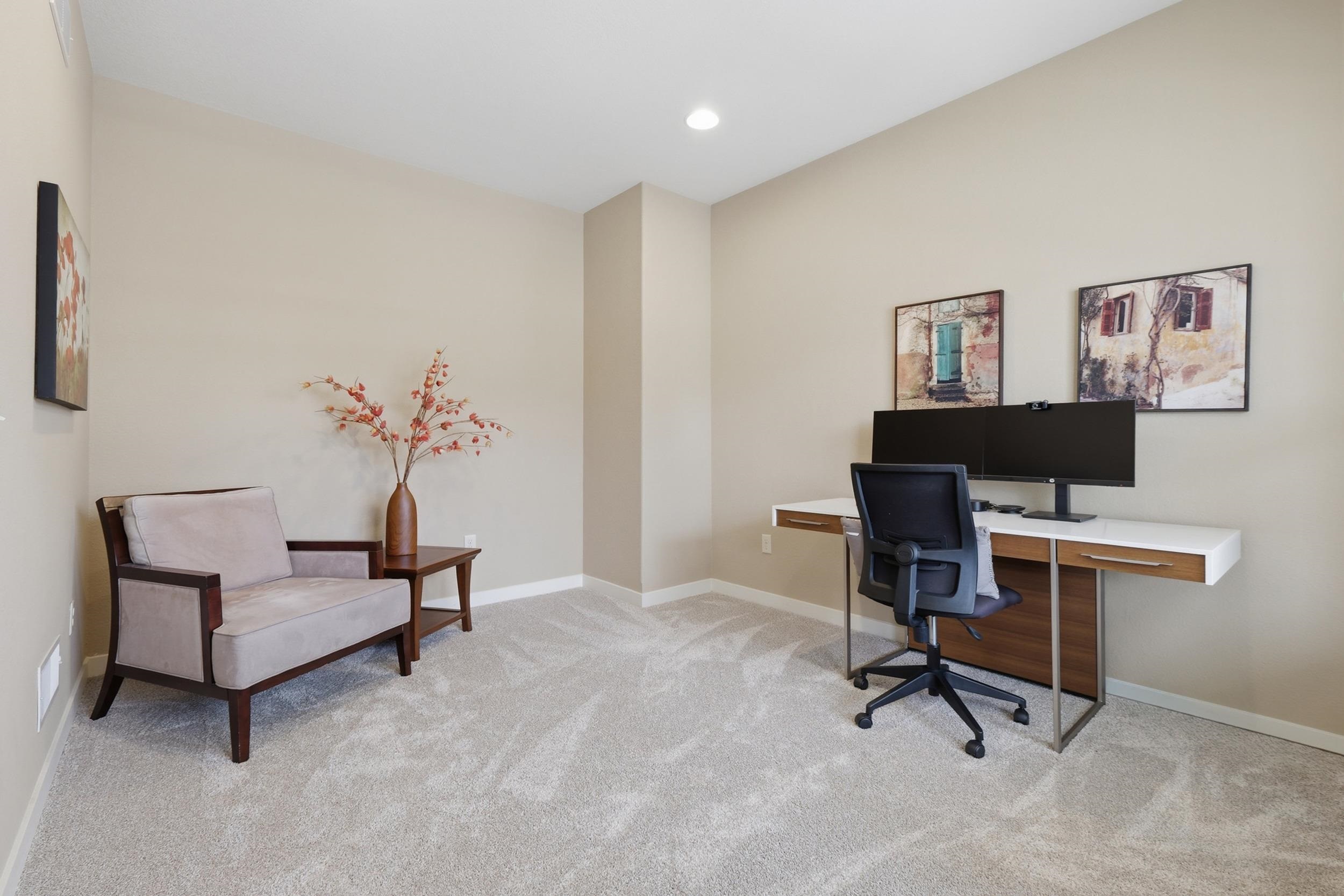 2832 No Oaks Ridge