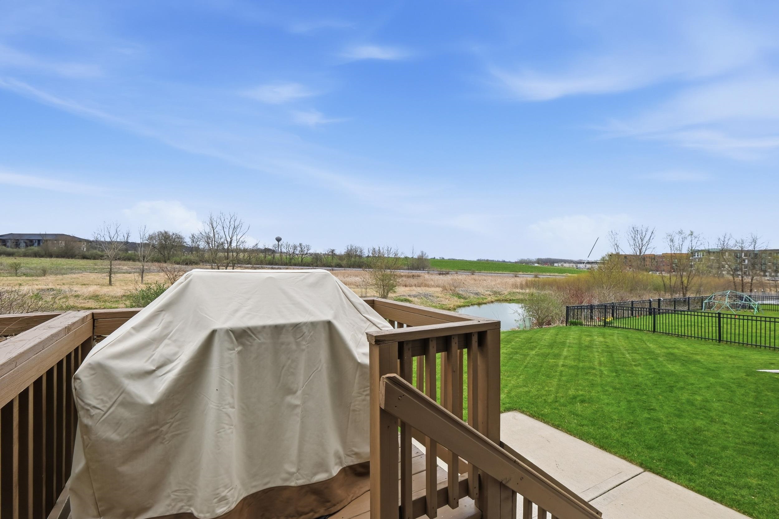 2832 No Oaks Ridge