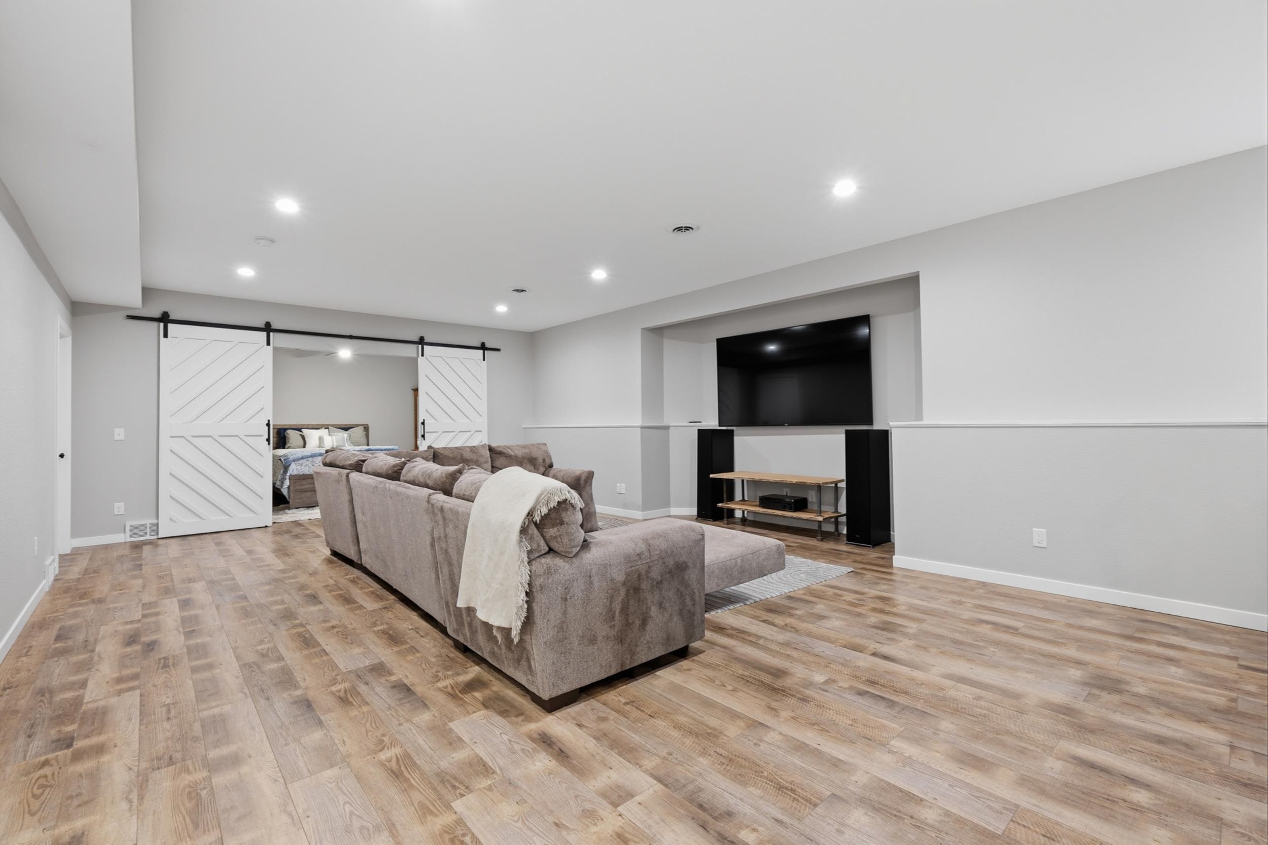 6071 Shooting Star Court