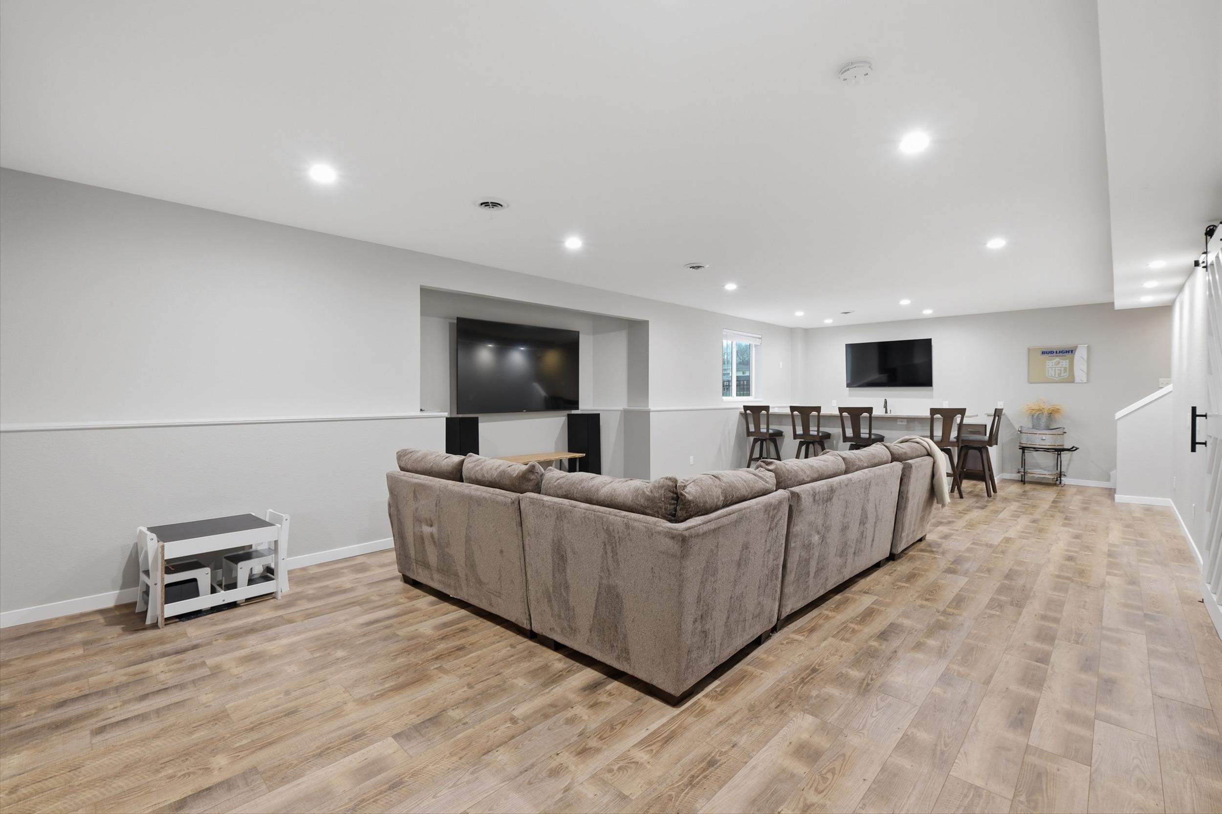 6071 Shooting Star Court