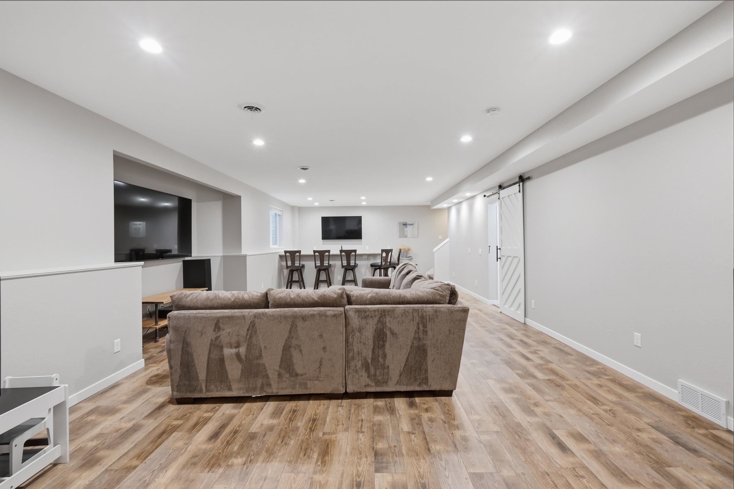 6071 Shooting Star Court