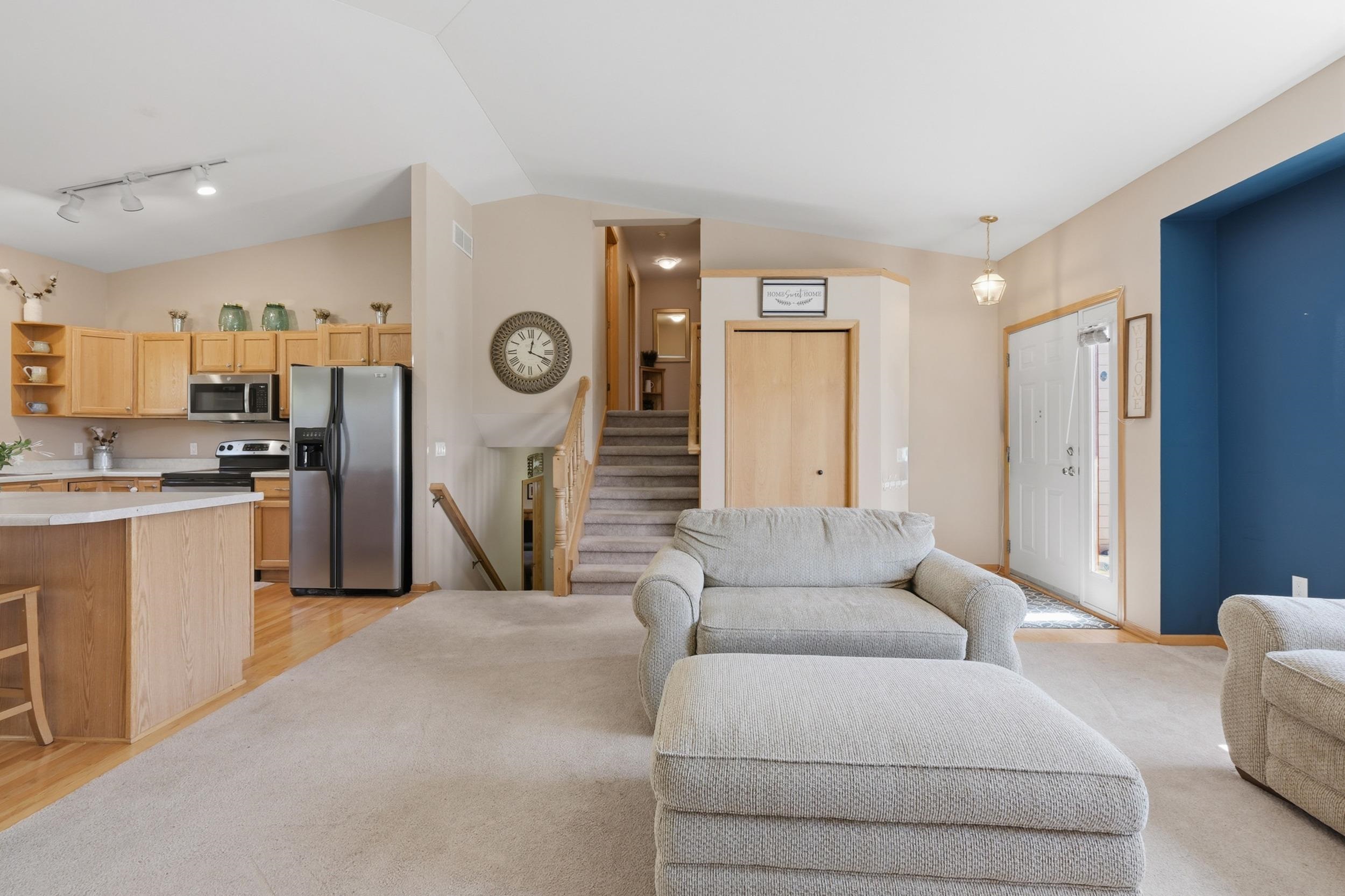 6438 Urich Terrace