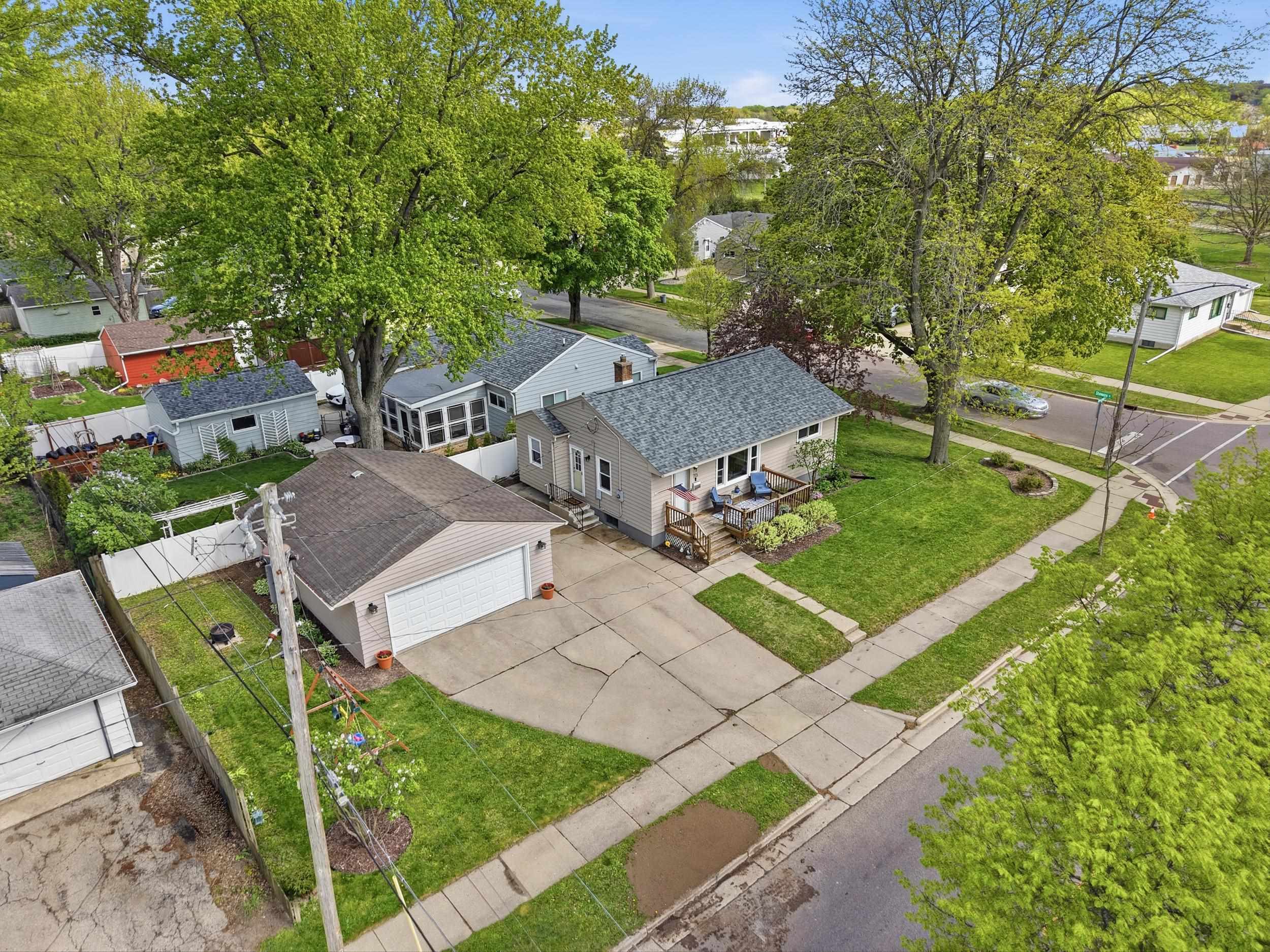 713 Dempsey Road