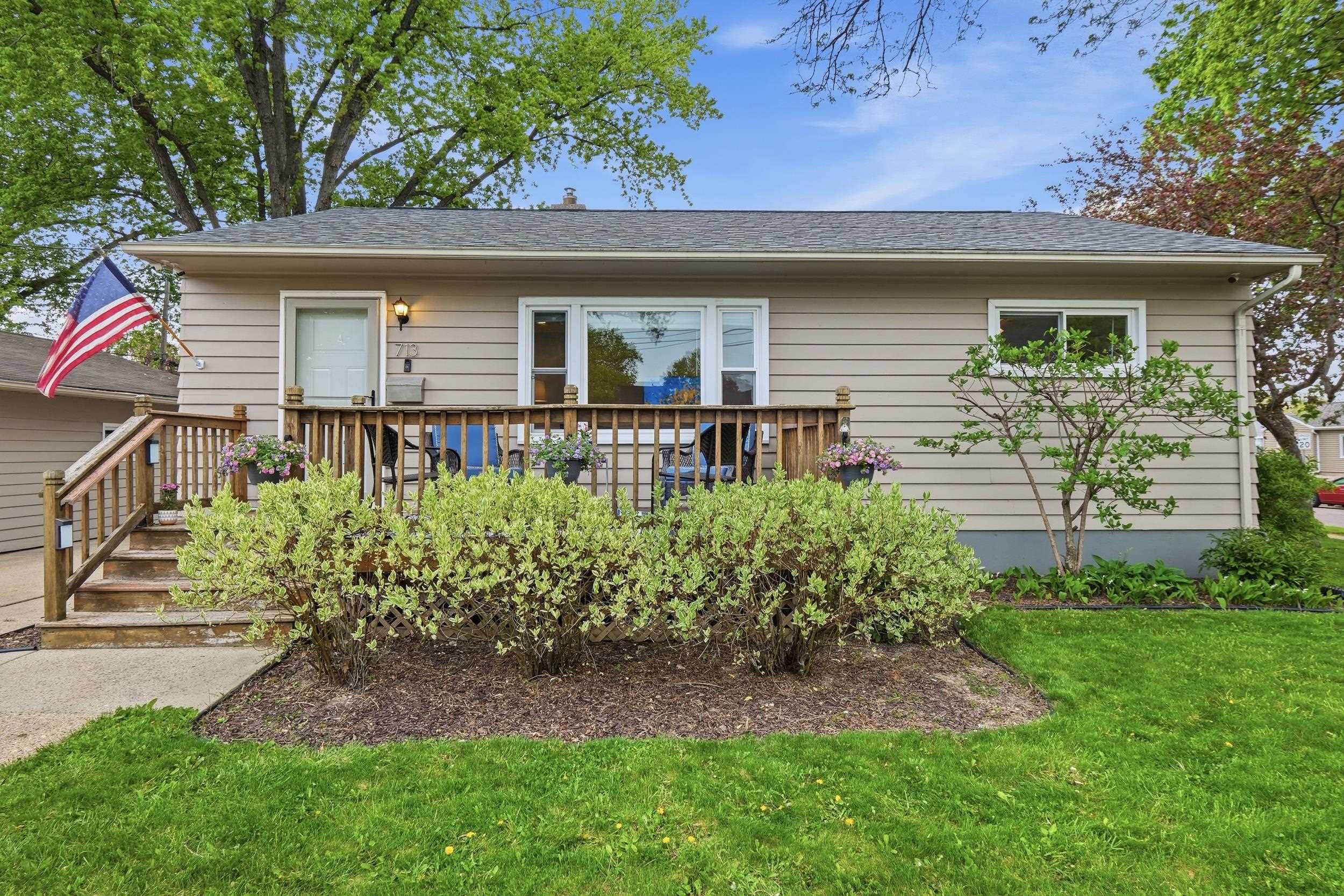 713 Dempsey Road