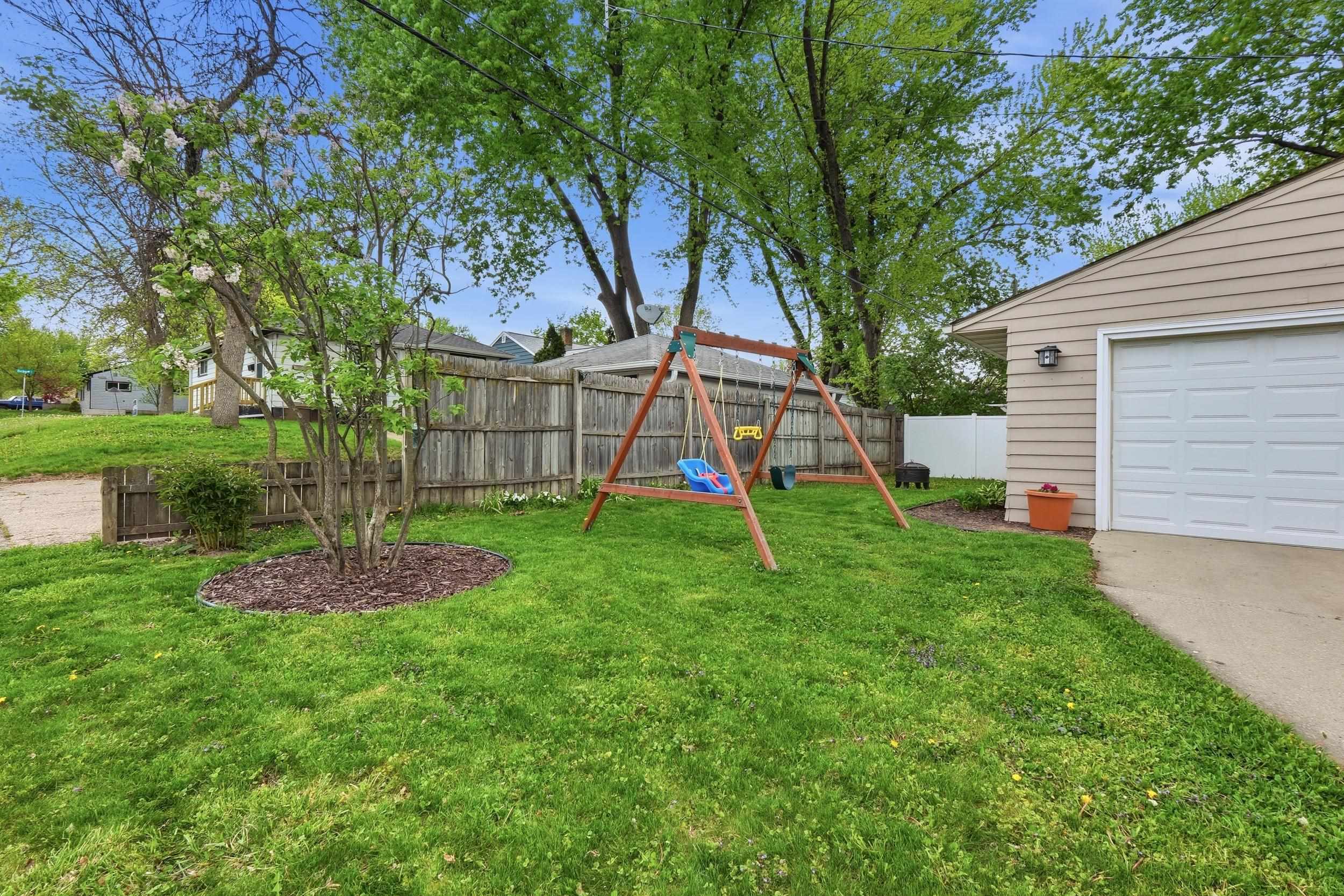 713 Dempsey Road