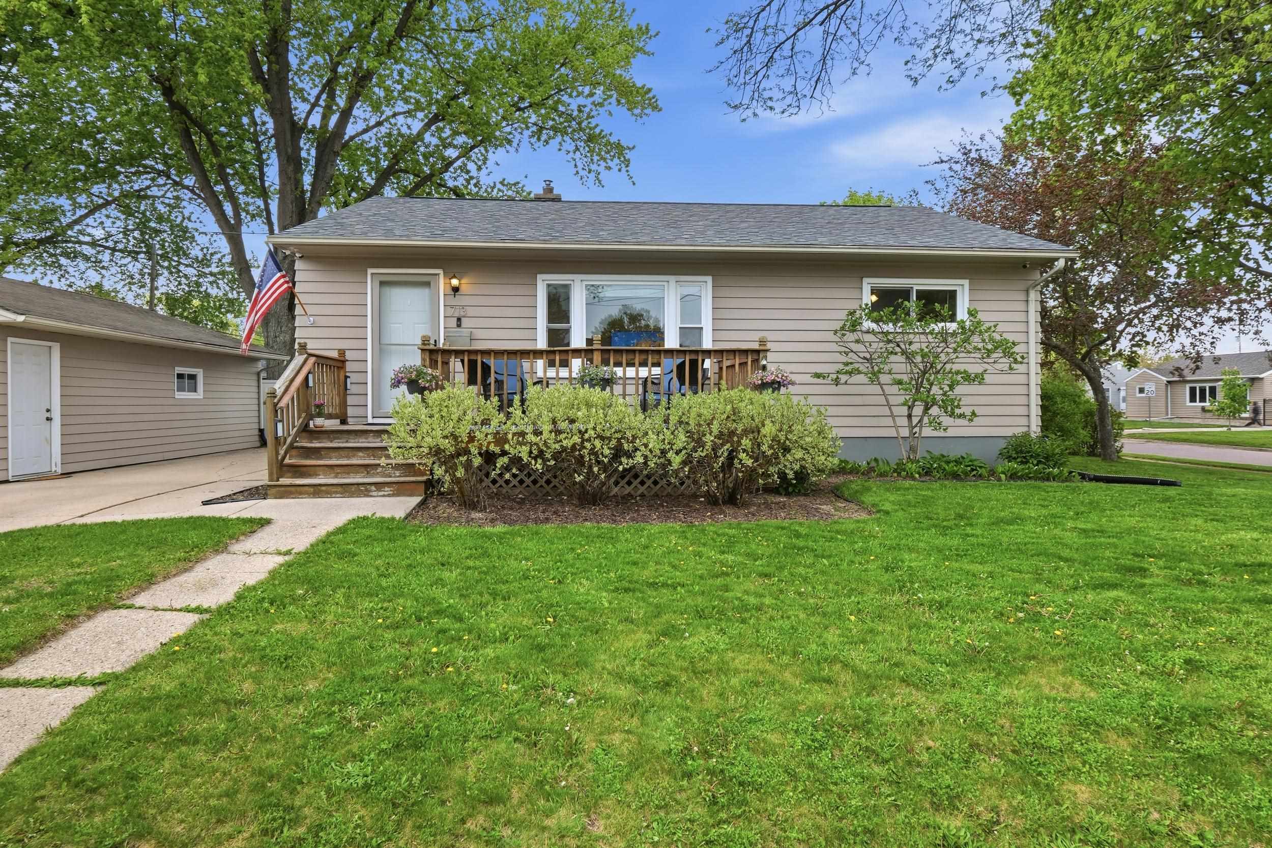713 Dempsey Road