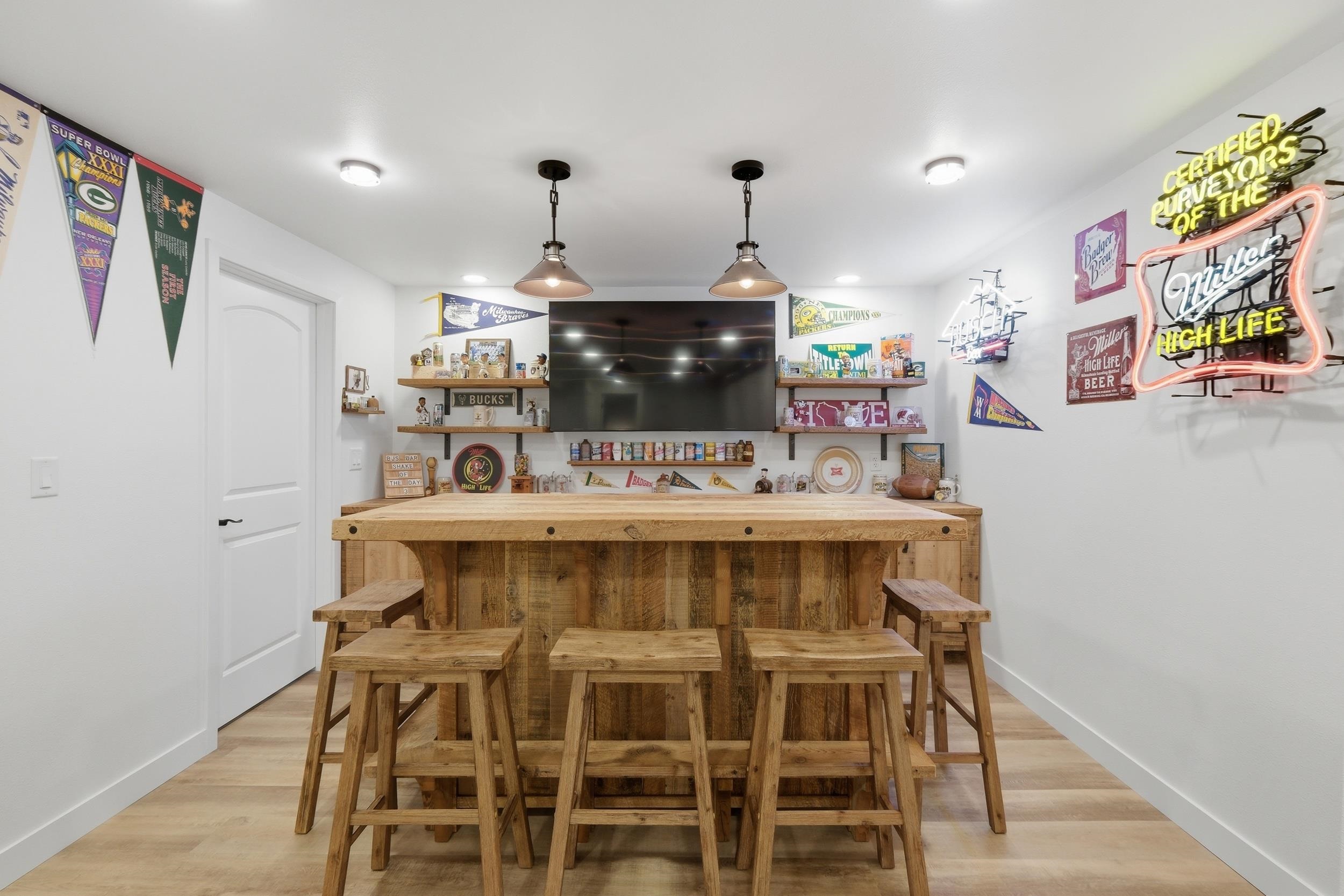 660 Westfield Avenue