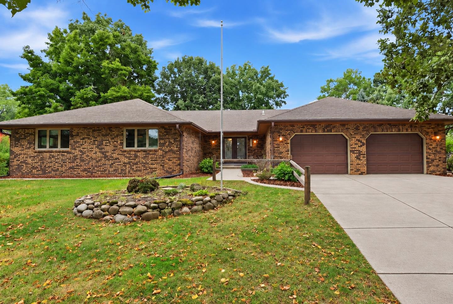 1414 Red Cloud Lane