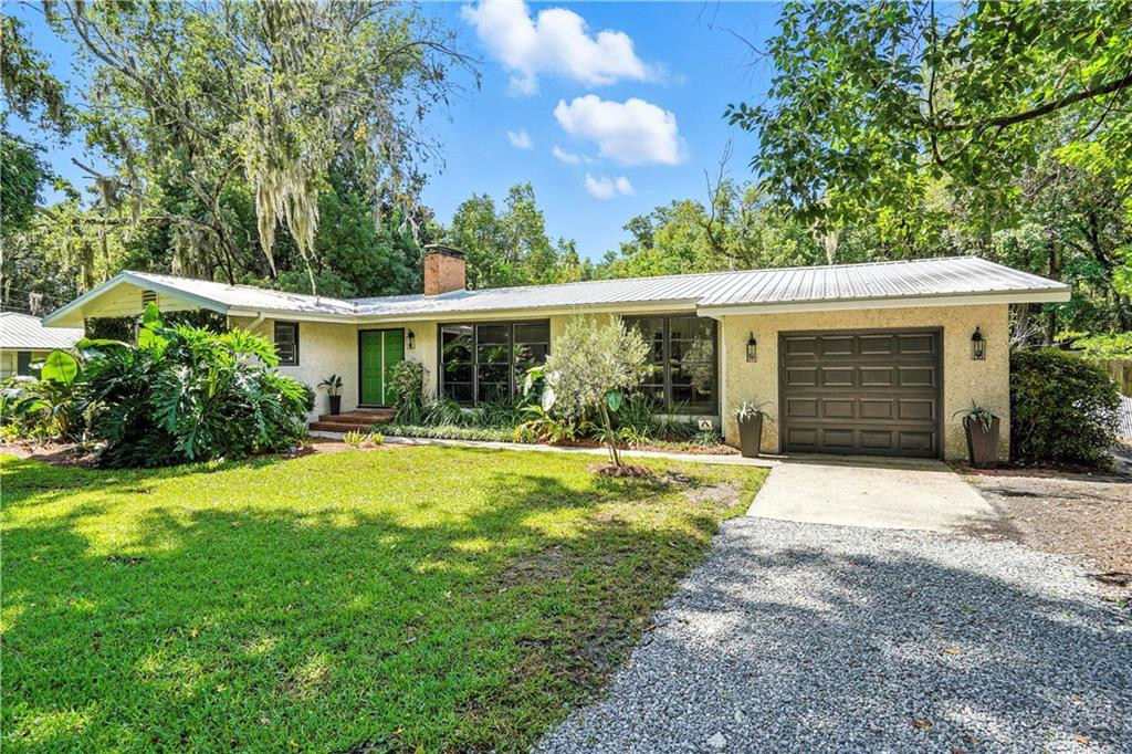 121 Druid Oaks Lane