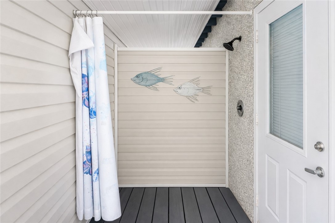 1000 Sea Island Road 54