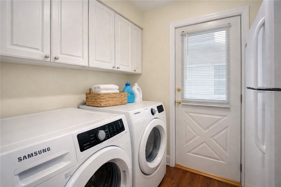 1000 Sea Island Road 54