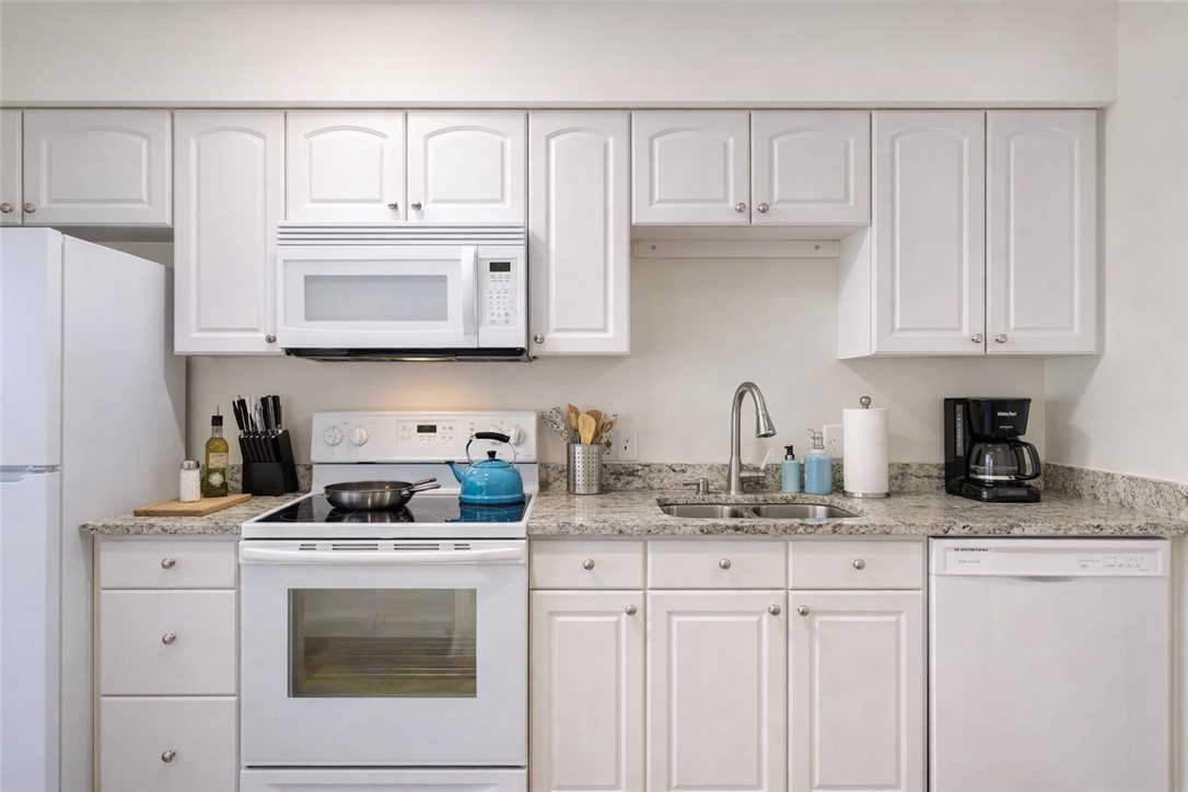 1000 Sea Island Road 54