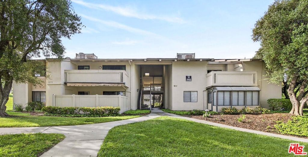 13602 La Jolla Circle B