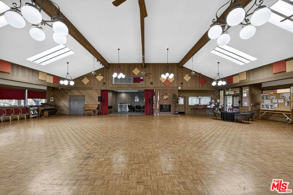 13602 La Jolla Circle B