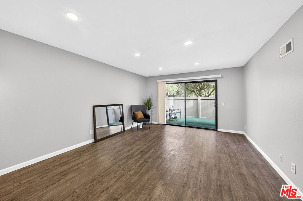 13602 La Jolla Circle B