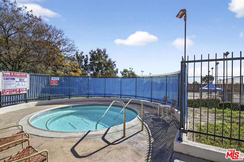 13602 La Jolla Circle B