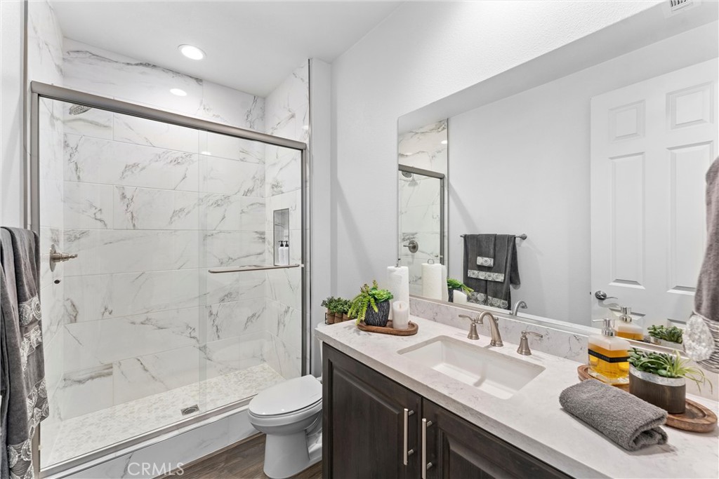 11636 Wandering Way