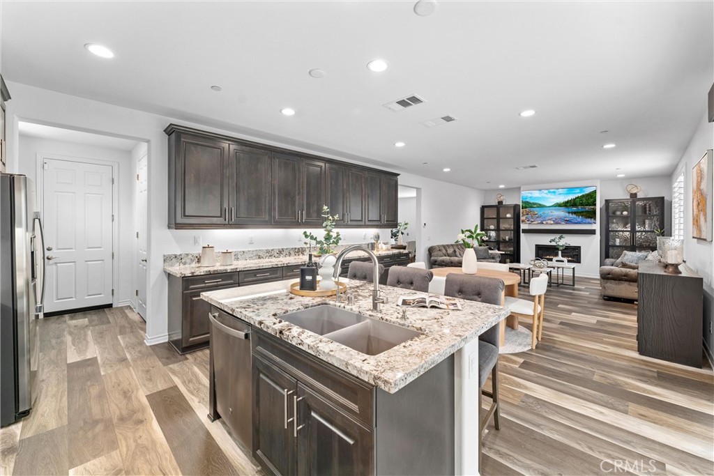 11636 Wandering Way