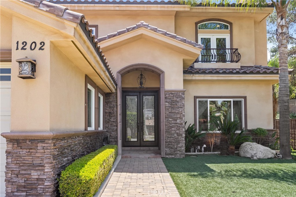 1202 Duke Lane