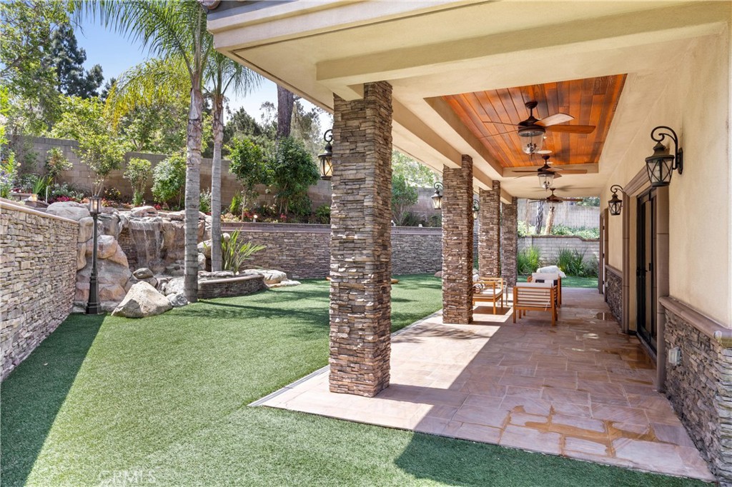 1202 Duke Lane