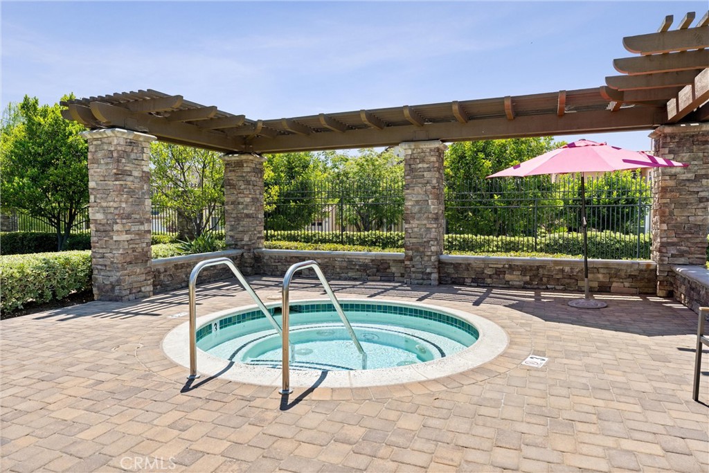 2580 Pearblossom Street