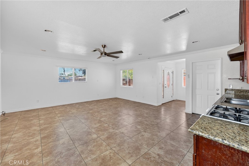 8720 Villa Dr