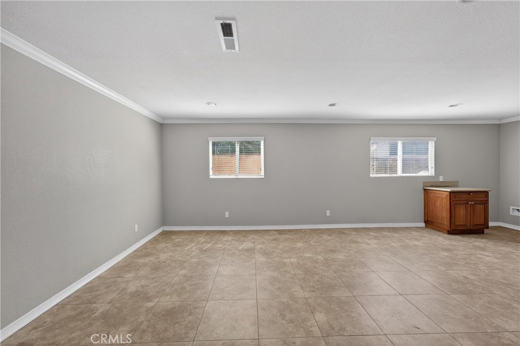 8720 Villa Dr
