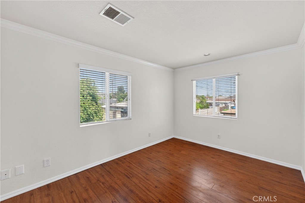 8720 Villa Dr