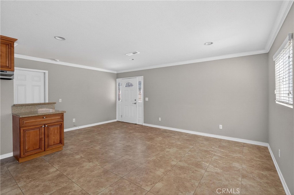 8720 Villa Dr