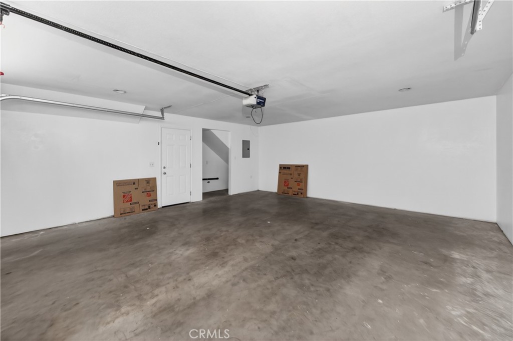 8720 Villa Dr