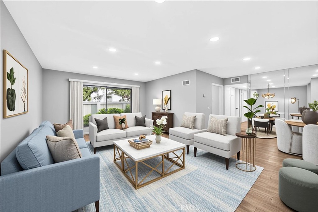 13602 La Jolla