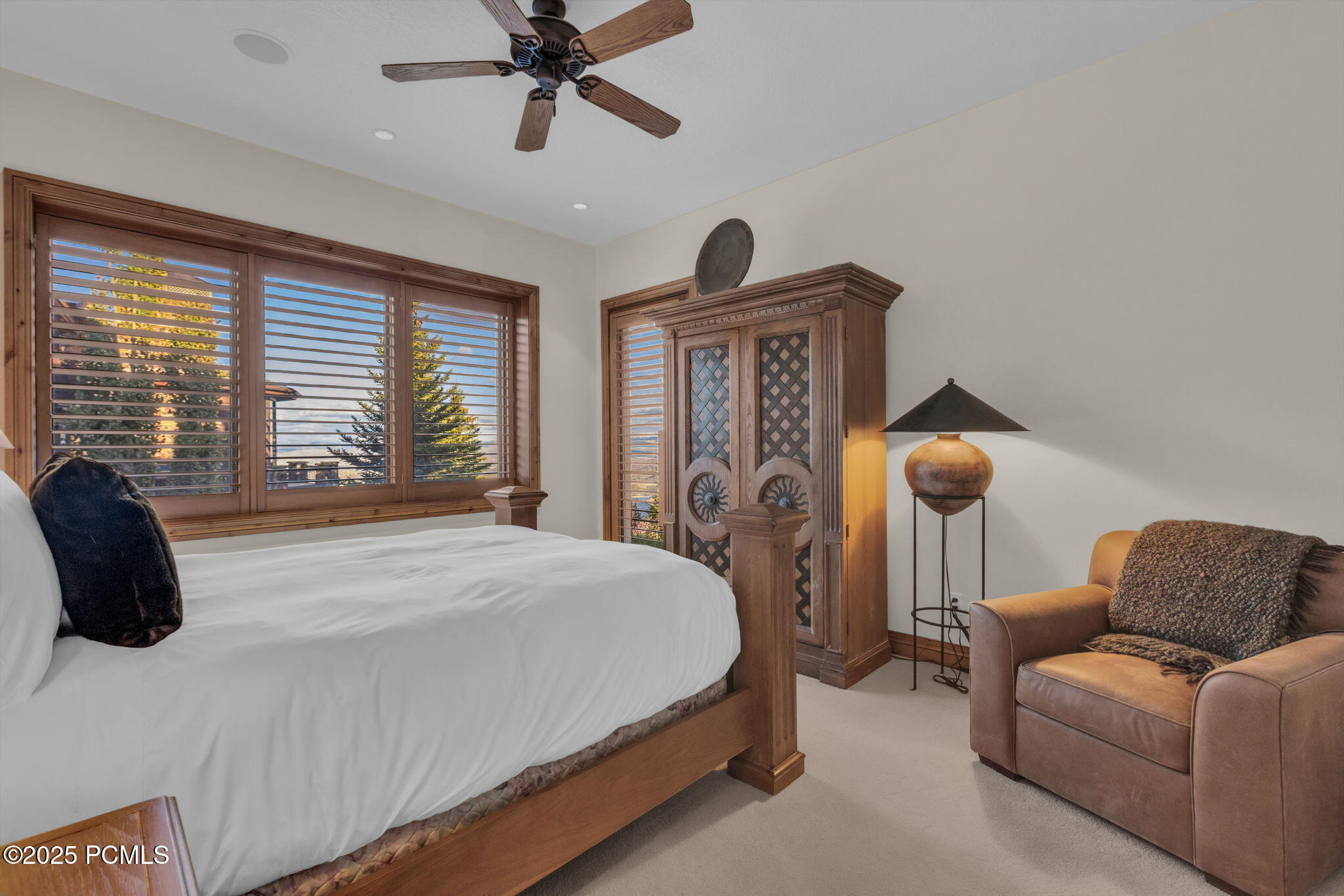 9968 Summit View Drive