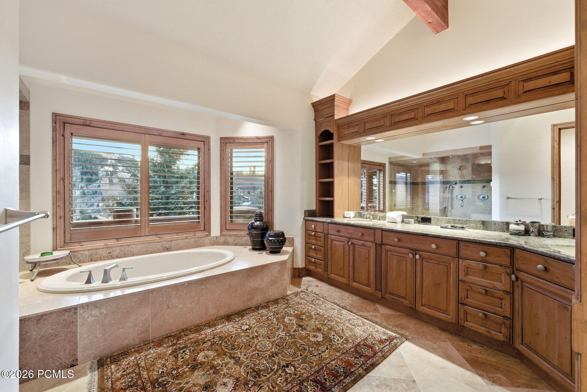 9968 Summit View Drive