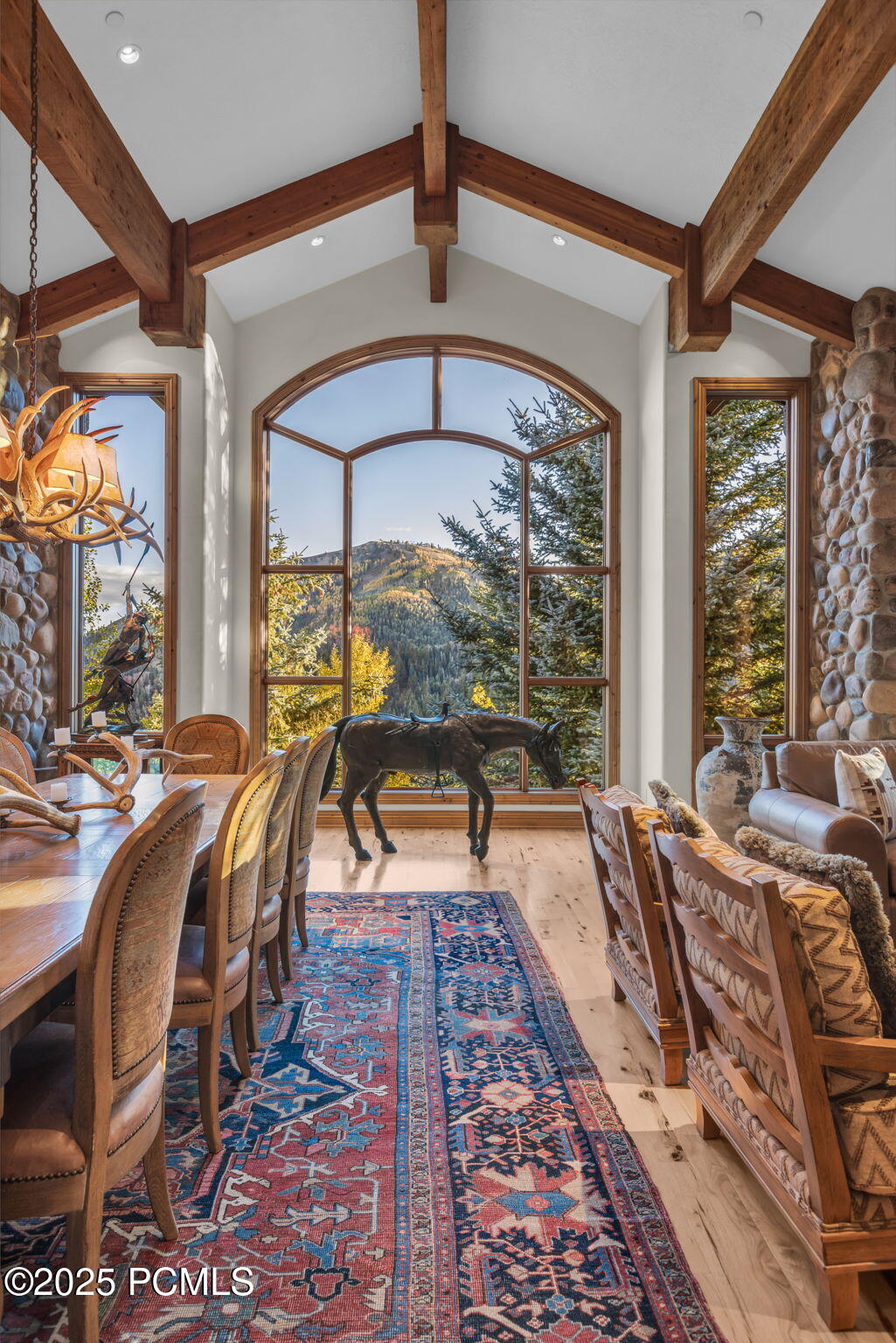 9968 Summit View Drive
