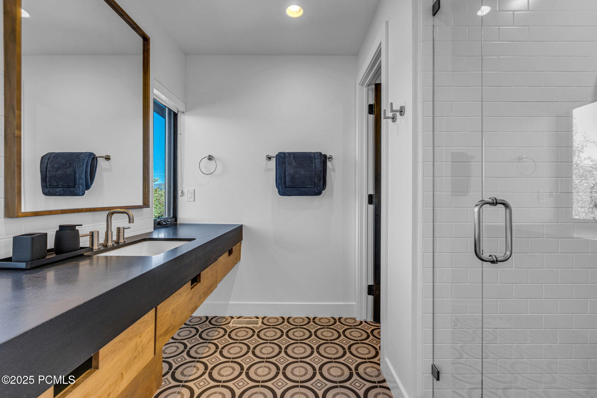 6714 Golden Bear Loop W