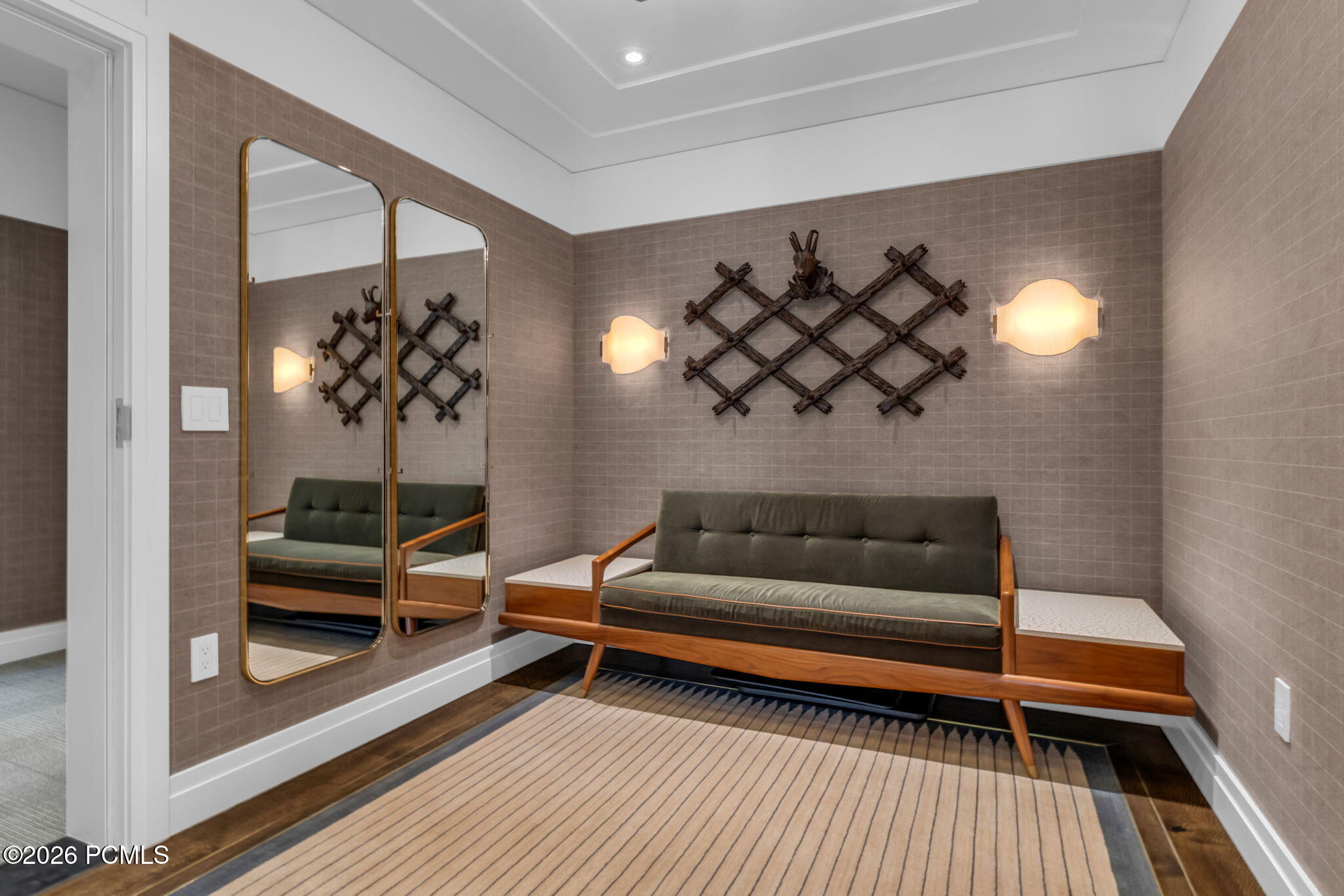 7520 Royal Street E 510