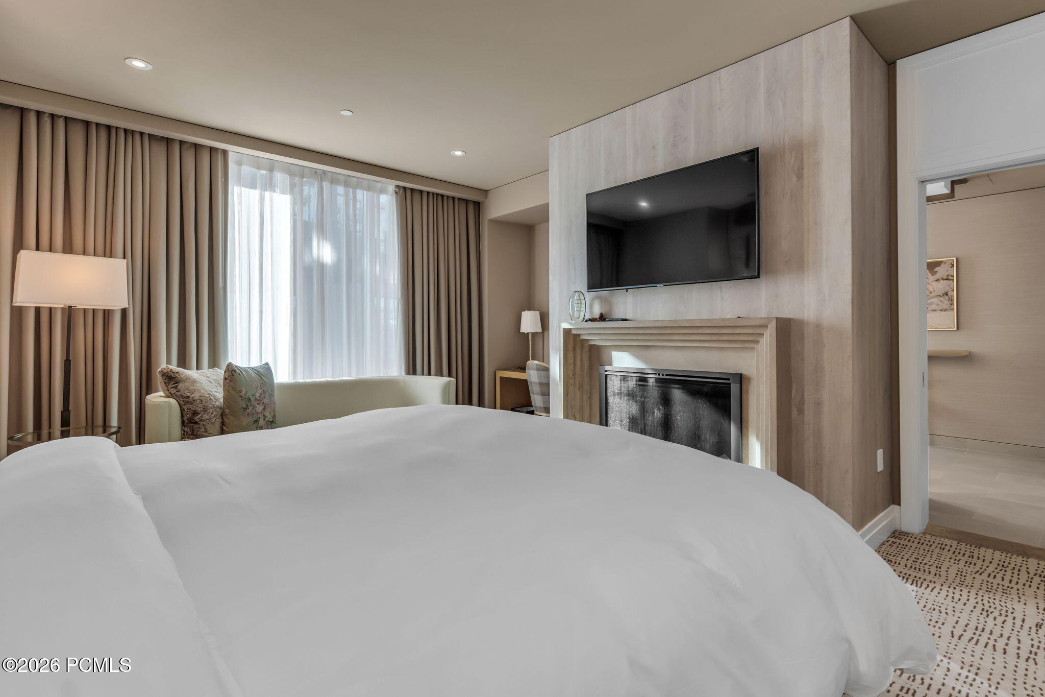 7520 Royal Street E 510